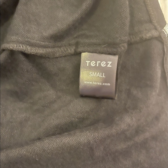Terez Foil-Printed Draped Zip-Front Black/Silver Star Print Jacket in Size Small - Picture 11 of 15